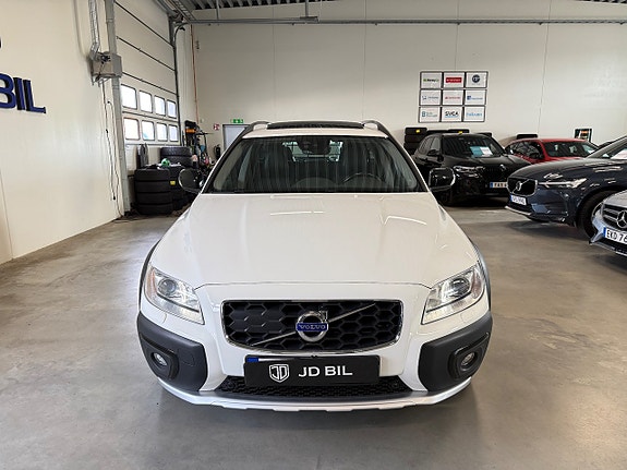Volvo XC70 4 of 22