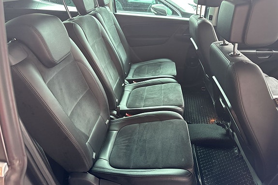 Volkswagen Sharan 8 of 24