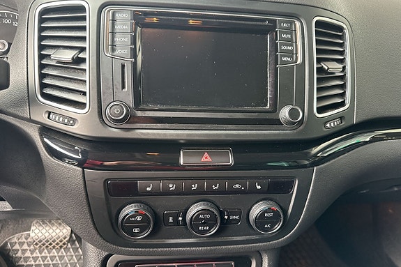 Volkswagen Sharan 22 of 24