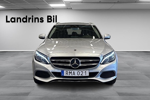 Mercedes-Benz C220 d 2 of 16