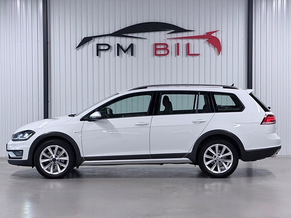 Volkswagen Golf Alltrack 5 of 30