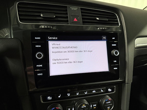 Volkswagen Golf Alltrack 20 of 30