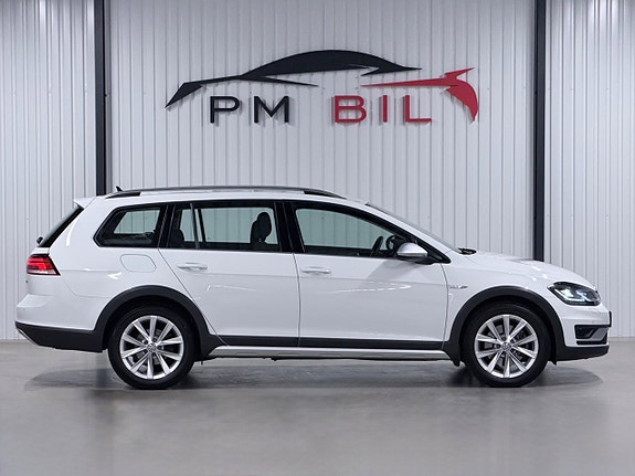 Volkswagen Golf Alltrack 6 of 30