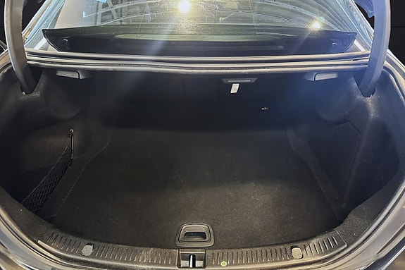 Mercedes-Benz E220 d 21 of 21