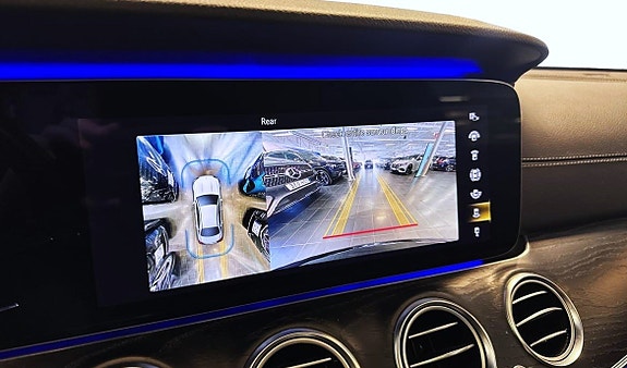 Mercedes-Benz E220 d 9 of 21