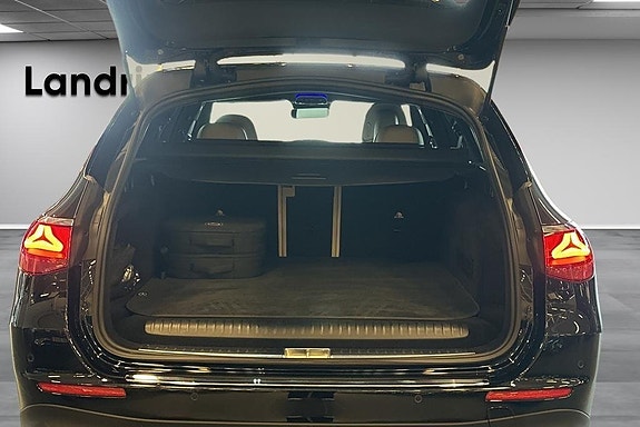 Mercedes-Benz E300 de 14 of 17