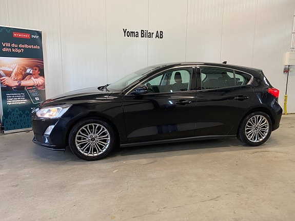 Ford Focus 2 of 13