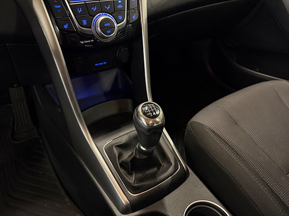 Hyundai i30 12 of 15