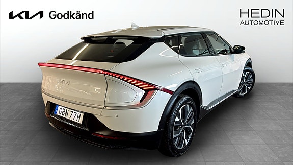 Kia EV6 2 of 12