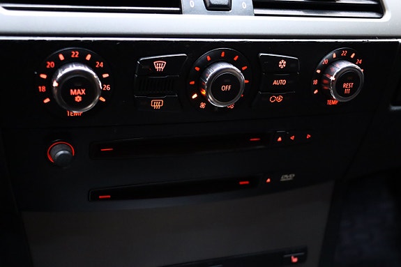 BMW 523i 22 of 24
