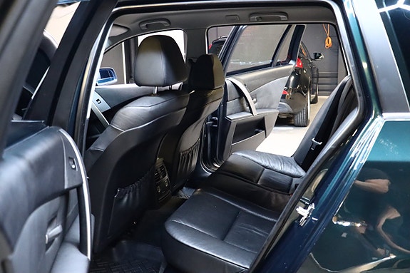 BMW 523i 12 of 24