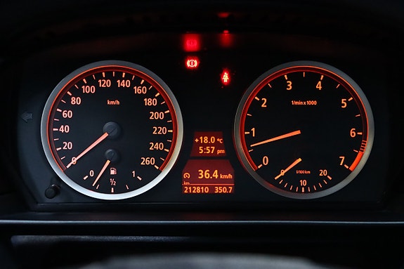 BMW 523i 19 of 24