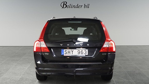 Volvo V70 5 of 18