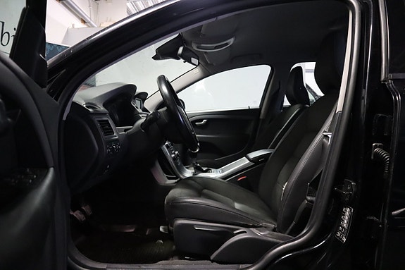 Volvo V70 8 of 18