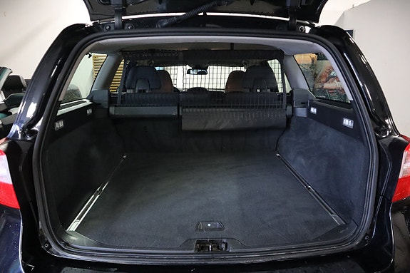 Volvo V70 11 of 18