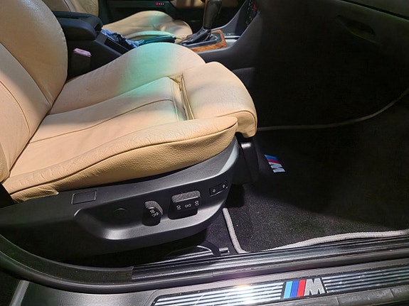 BMW 540i 14 of 23