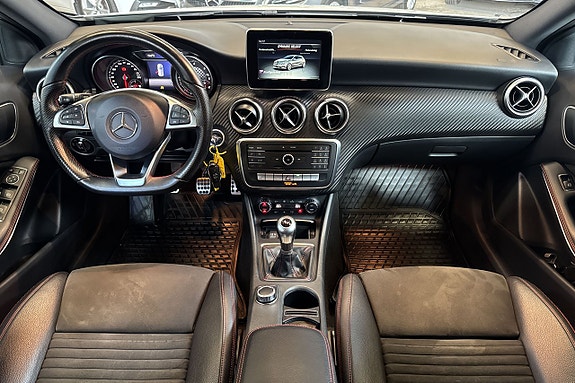 Mercedes-Benz A180 d 14 of 17
