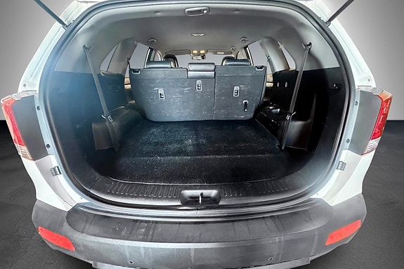 Kia Sorento 16 of 17