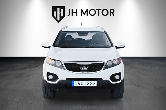 Kia Sorento 9 of 17