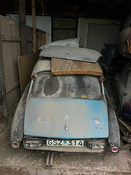 Citroen DS20 8 of 11