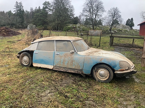 Citroen DS20 11 of 11