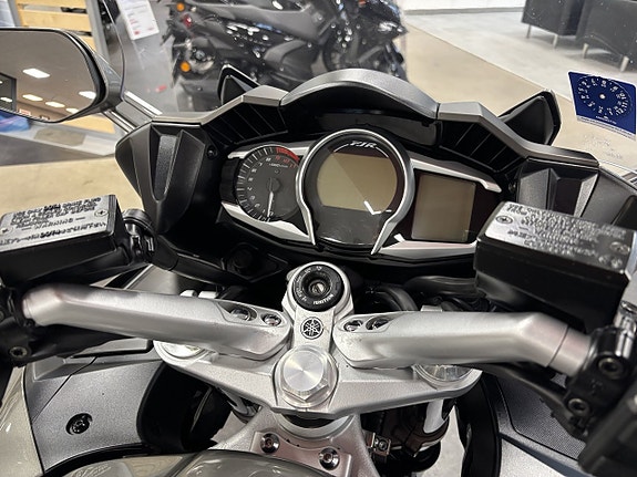 Yamaha YAMAHA FJR1300A 12 of 15