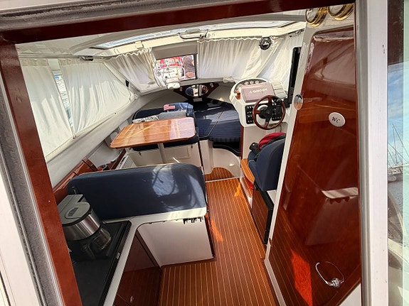 Finnmaster 7050 Sportsfamily – 2004 | Volvo Penta 4.3 GXi 6 of 12