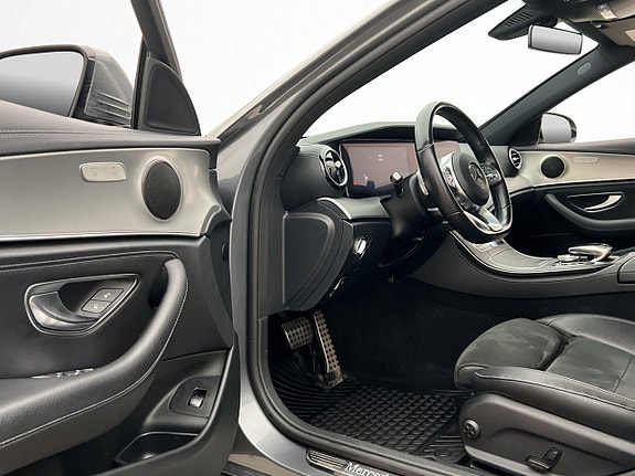 Mercedes-Benz E200 d 10 of 30