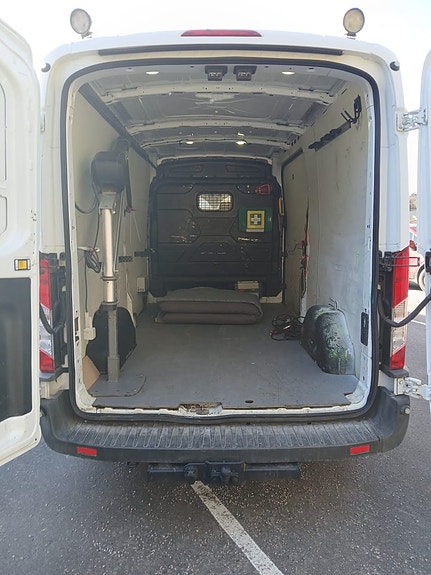 Ford Transit 8 of 19