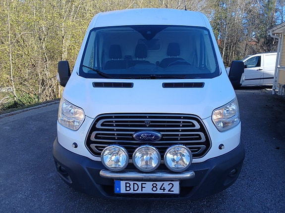 Ford Transit 2 of 19