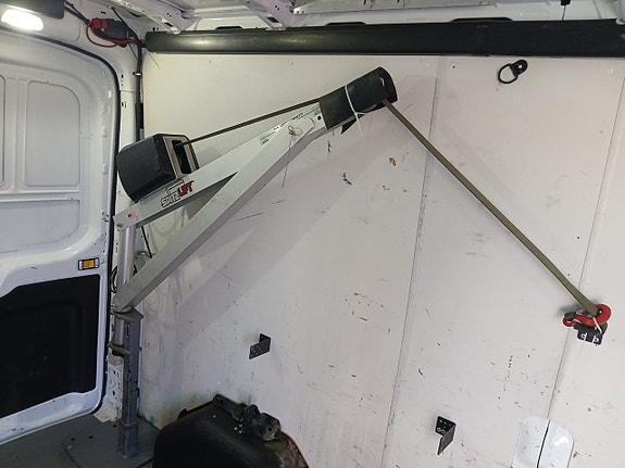 Ford Transit 13 of 19