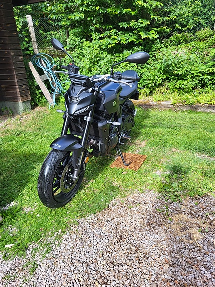 Yamaha MT-07 5 of 6