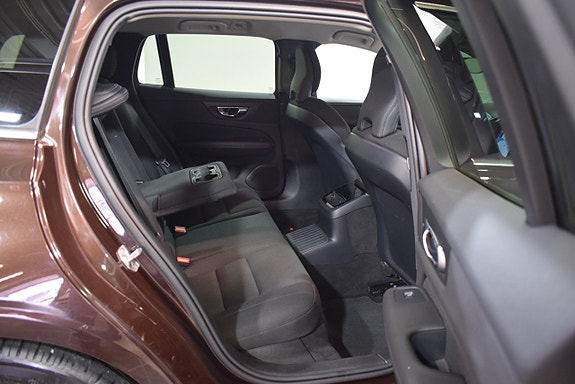 Volvo V60 14 of 22