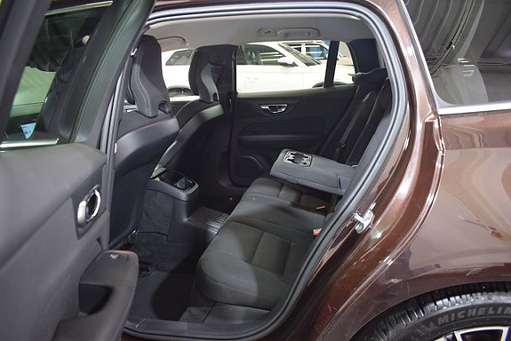 Volvo V60 15 of 22