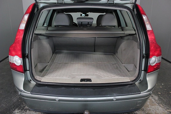 Volvo V50 7 of 19