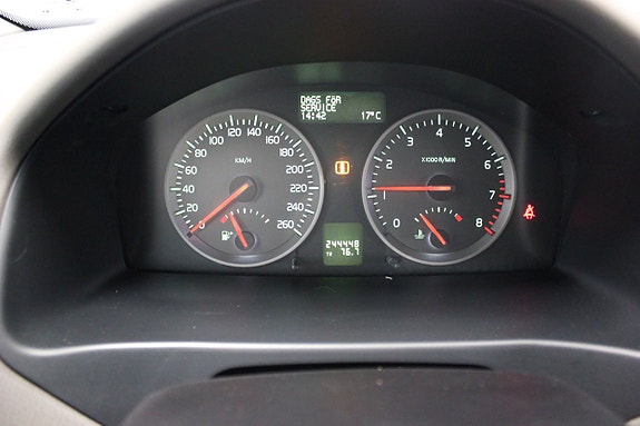 Volvo V50 14 of 19