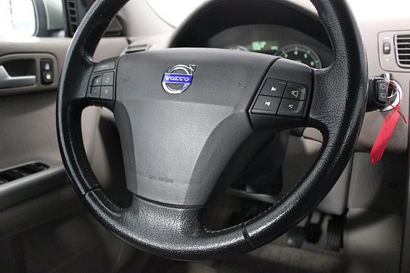 Volvo V50 15 of 19