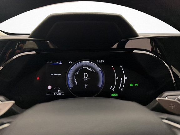 Lexus NX350h 12 of 29