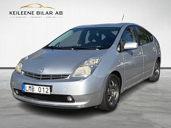 Toyota Prius 5 of 18