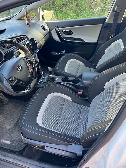 Kia Ceed 8 of 10