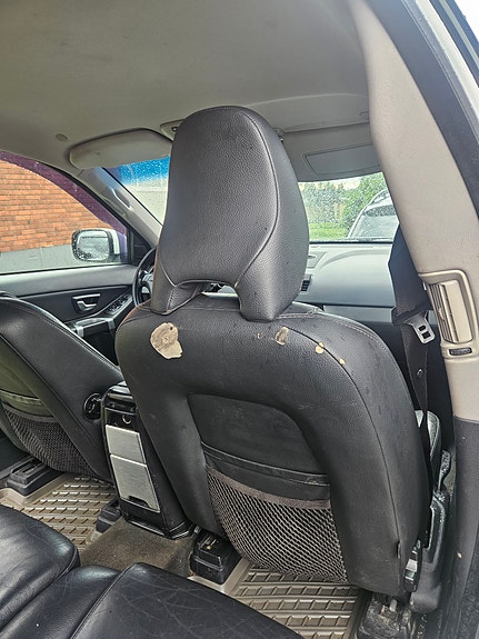 Volvo XC90 8 of 10