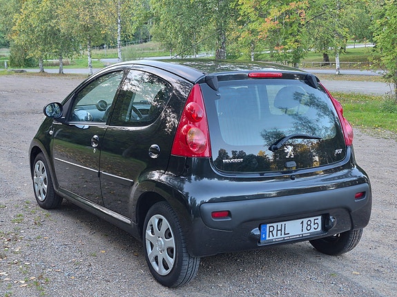 Peugeot 107 3 of 7