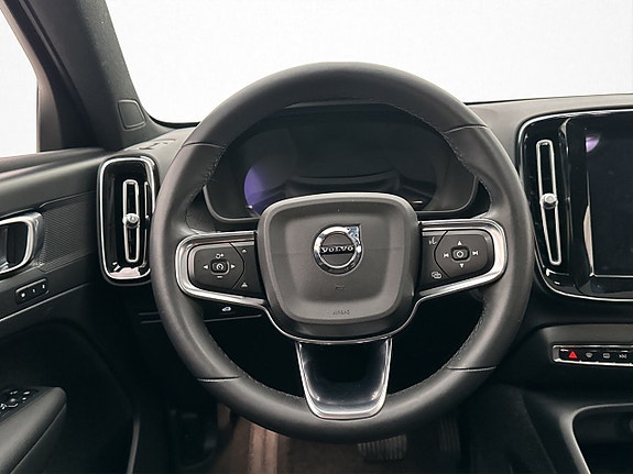Volvo C40 15 of 30