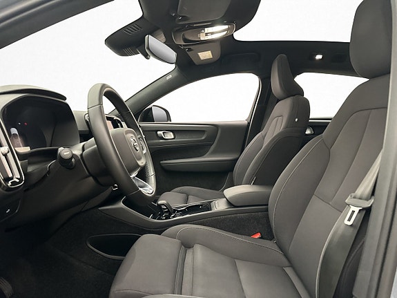 Volvo C40 12 of 30