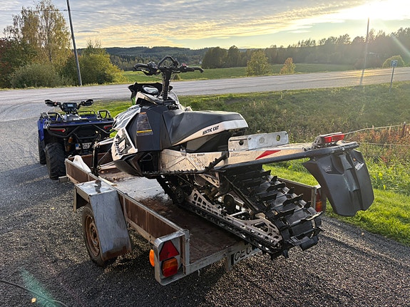 Arctic-cat 3 of 7