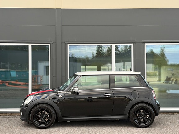 MINI Cooper 15 of 30