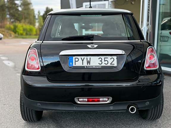 MINI Cooper 30 of 30