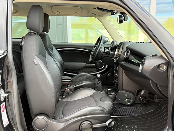 MINI Cooper 4 of 30