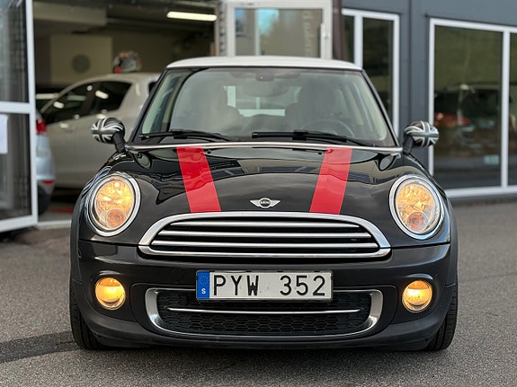 MINI Cooper 29 of 30