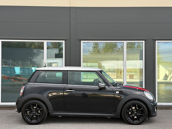 MINI Cooper 2 of 30